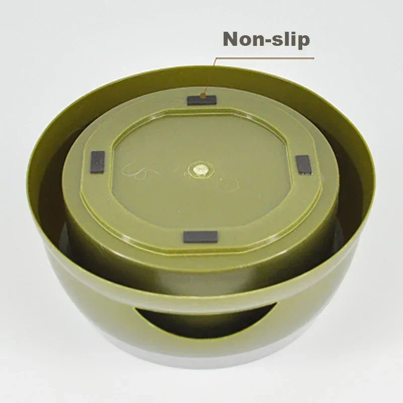 Innovative No-Spill Portable Dog Bowl - Keep Your Pets Hydrated and Mess-Free!