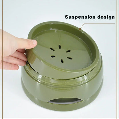 Innovative No-Spill Portable Dog Bowl - Keep Your Pets Hydrated and Mess-Free!